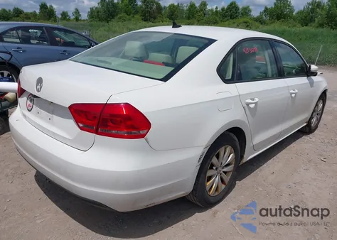 2014 Volkswagen Passat 2.5L Wolfsburg Edition from USA, damaged, VIN 1VWAP7A33EC008114